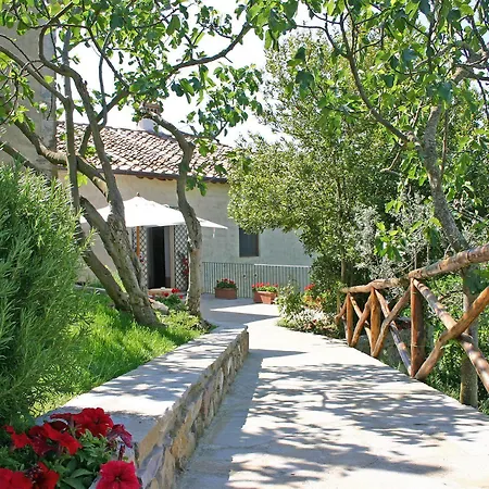 Relais San Pietro In Polvano Hotel 3*